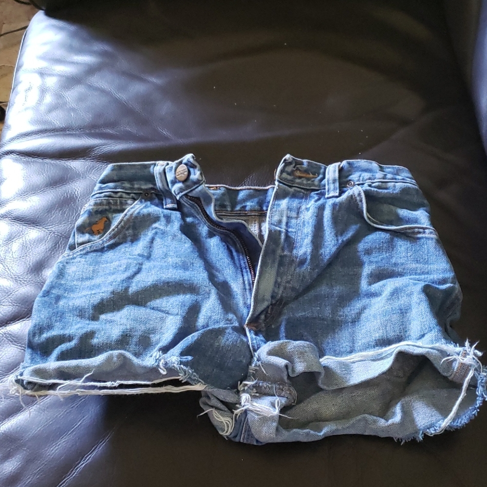 Size 7 distressed Wrangler Denim Shorts